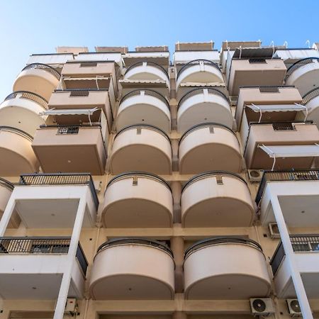 Kosmos Sercvice Apartment Beautiful Studio 2 With Additional Cost Parking テッサロニキ エクステリア 写真
