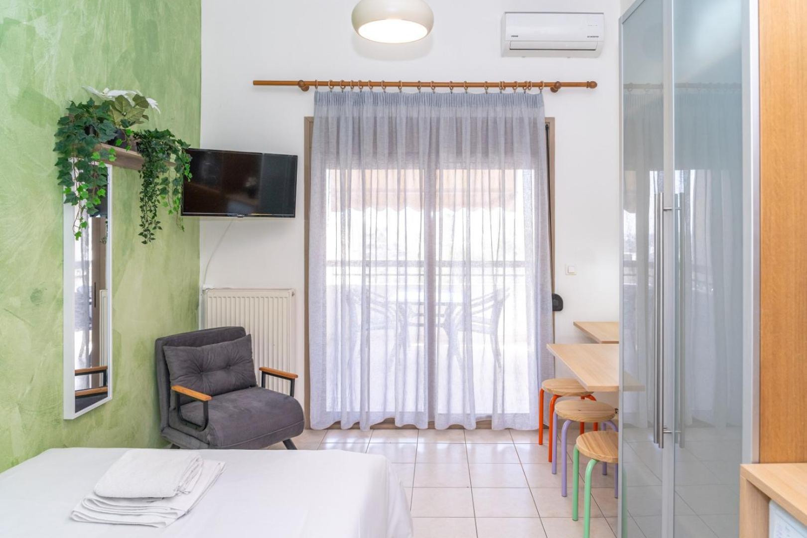 Kosmos Sercvice Apartment Beautiful Studio 2 With Additional Cost Parking テッサロニキ エクステリア 写真