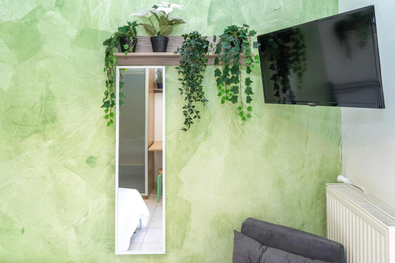 Kosmos Sercvice Apartment Beautiful Studio 2 With Additional Cost Parking テッサロニキ エクステリア 写真